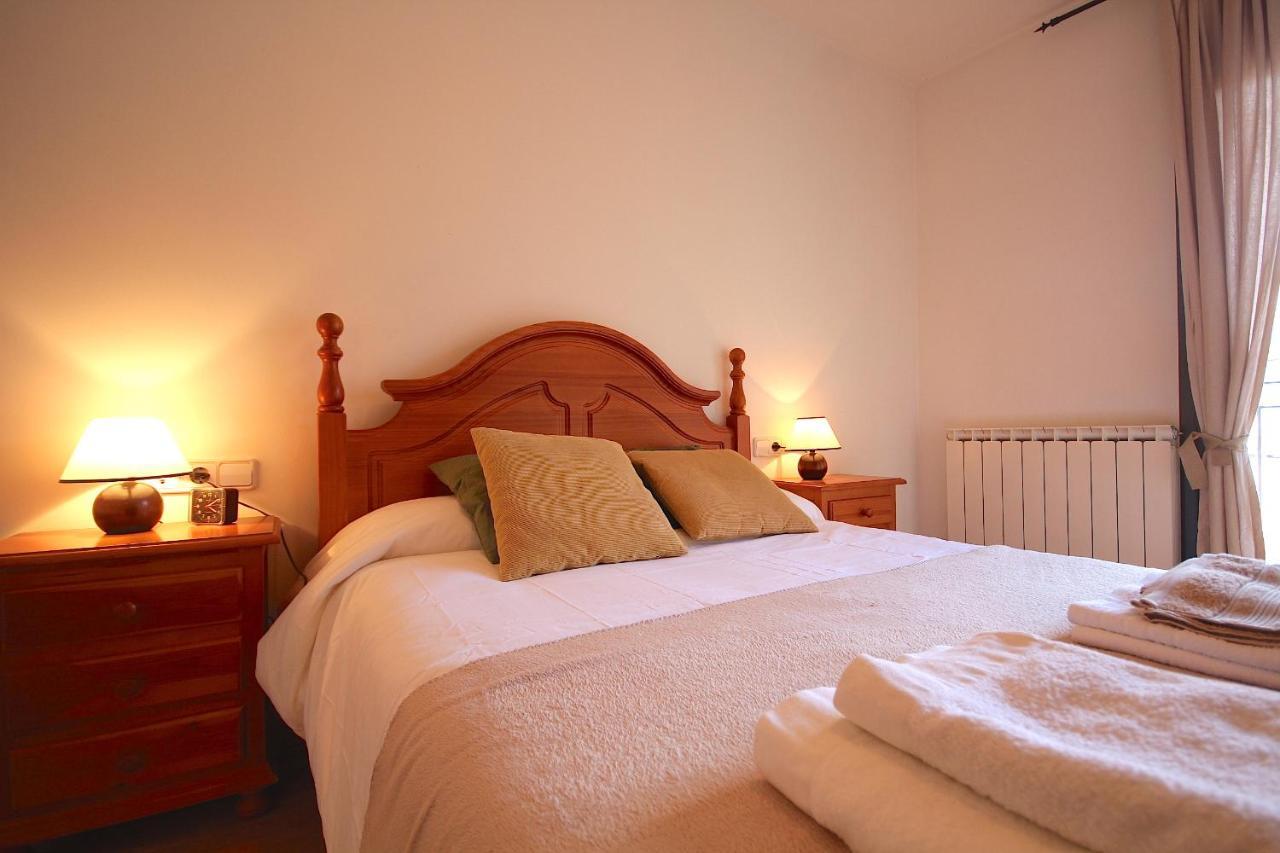 Ca L'Anna - Holiday Apartment Tremp Room photo